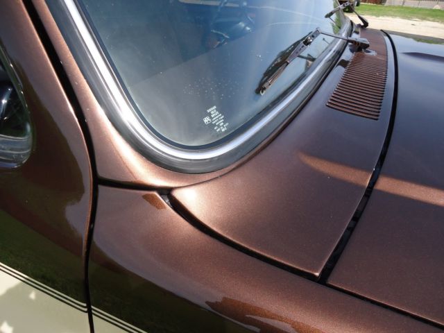 1984 Brown GMC Sierra 2500 Standard Cab Pickup