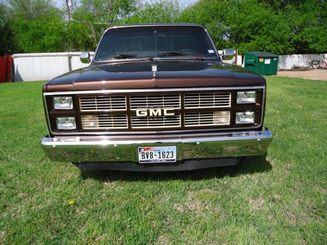 1984 Brown GMC Sierra 2500 Standard Cab Pickup