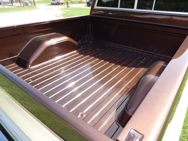 1984 Brown GMC Sierra 2500 Standard Cab Pickup