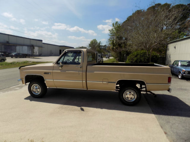1984 Tan GMC Sierra 1500 Pick up 
