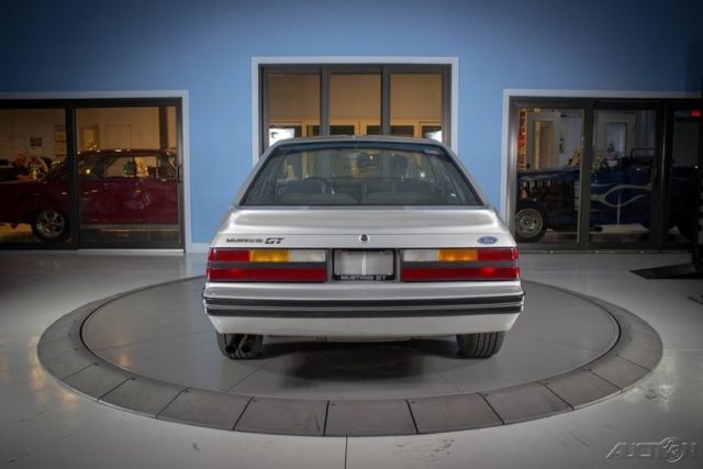 1984 Silver Ford Mustang