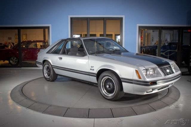 1984 Silver Ford Mustang