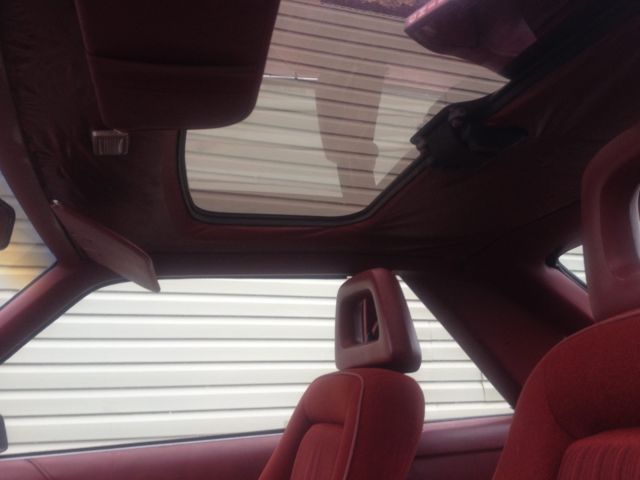 1984 White Ford Mustang Coupe