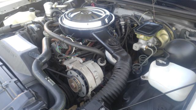 1984 Silver Oldsmobile 442 Coupe