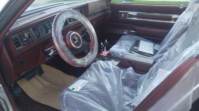 1984 Silver Oldsmobile 442 Coupe