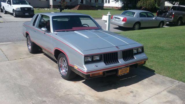 1984 Gray Oldsmobile 442 Coupe