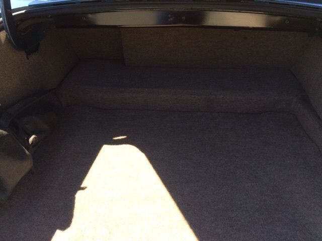 1984 Cobalt Blue Jaguar XJ Sedan