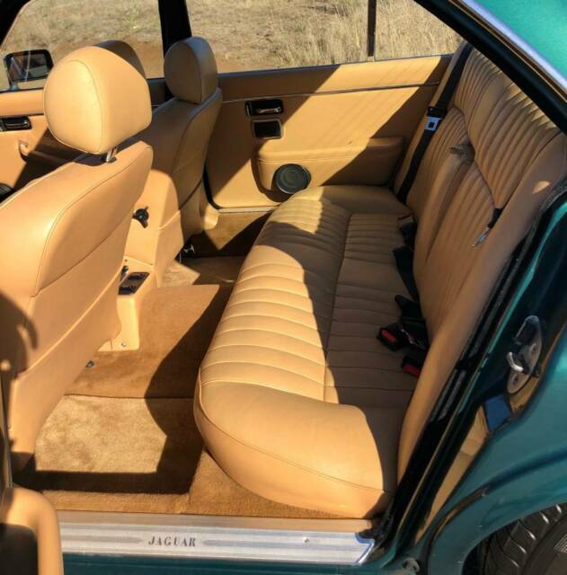 1984 Green Jaguar XJ6 Sedan