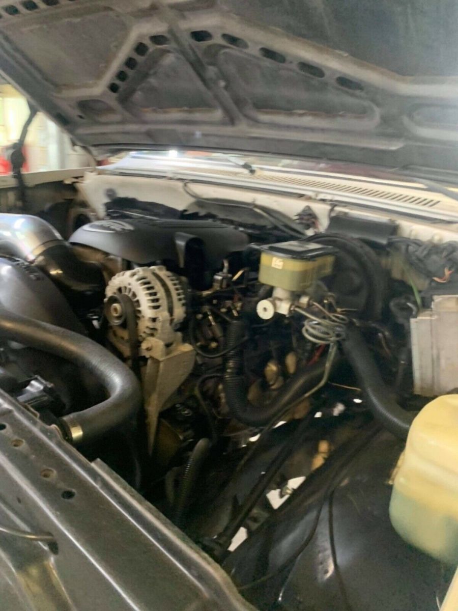 1984 Silver GMC Sierra 1500