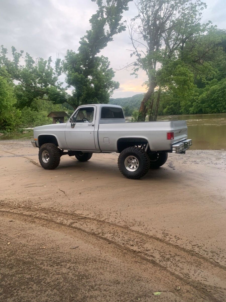 1984 Silver GMC Sierra 1500
