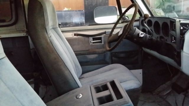 1984 Blue Chevrolet Blazer