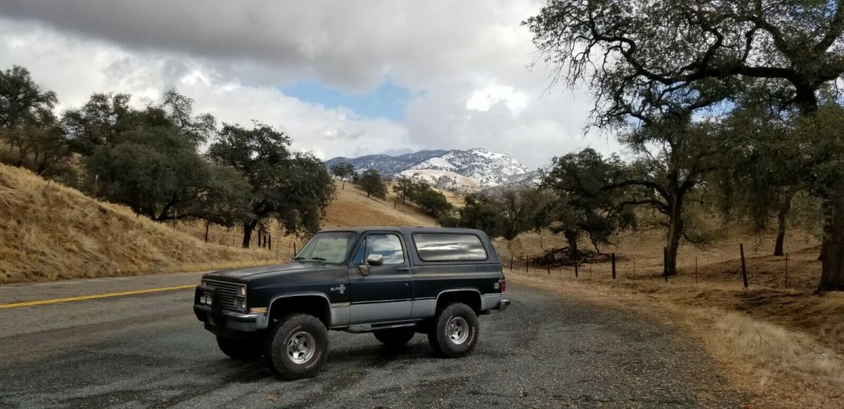 1984 Black Chevrolet Blazer