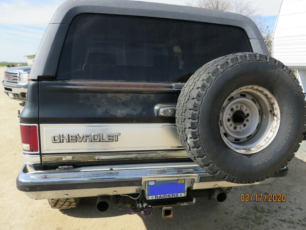 1984 Black Chevrolet Blazer