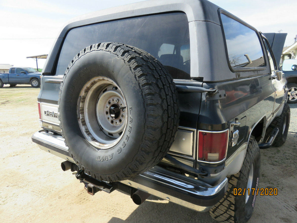 1984 Black Chevrolet Blazer