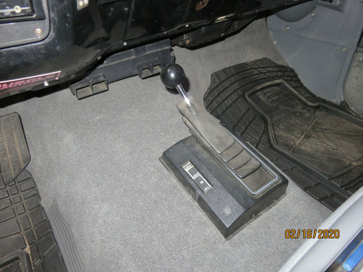 1984 Black Chevrolet Blazer