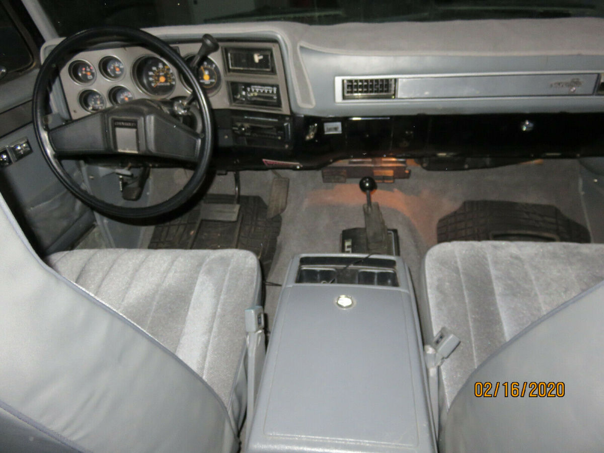 1984 Black Chevrolet Blazer