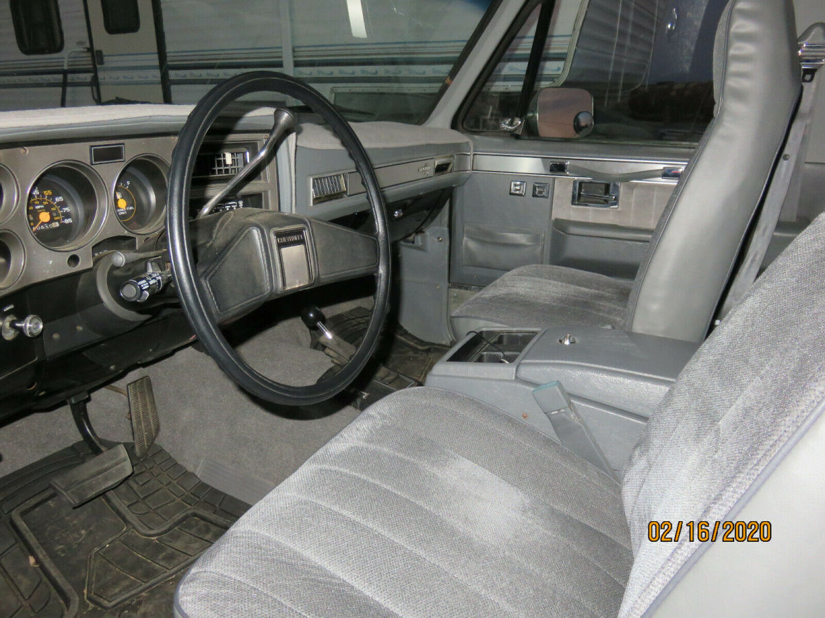 1984 Black Chevrolet Blazer