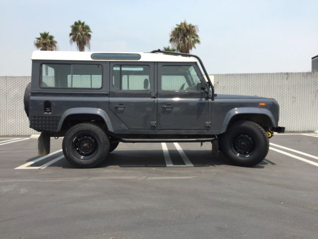 1984 grey Land Rover Defender