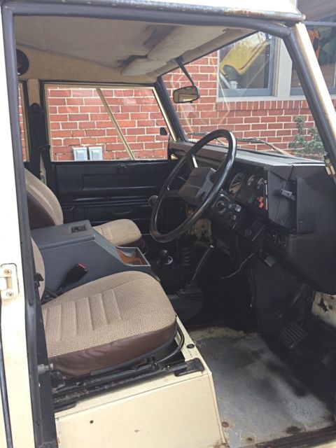 1984 Land Rover Defender