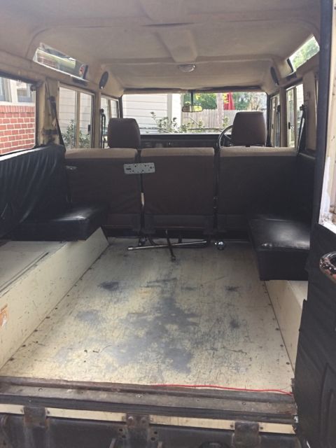 1984 Land Rover Defender