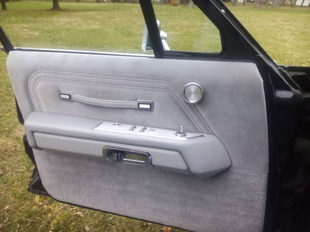 1984 Black Ford Crown Victoria Sedan