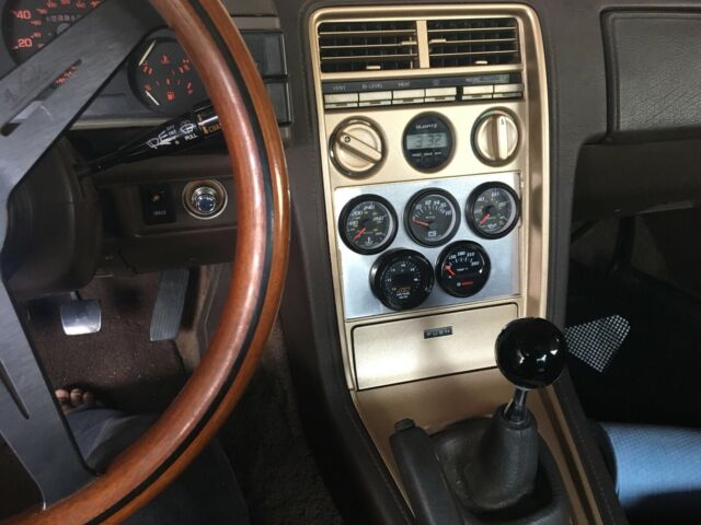 1984 White Mazda RX-7 Hatchback