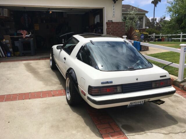 1984 White Mazda RX-7 Hatchback