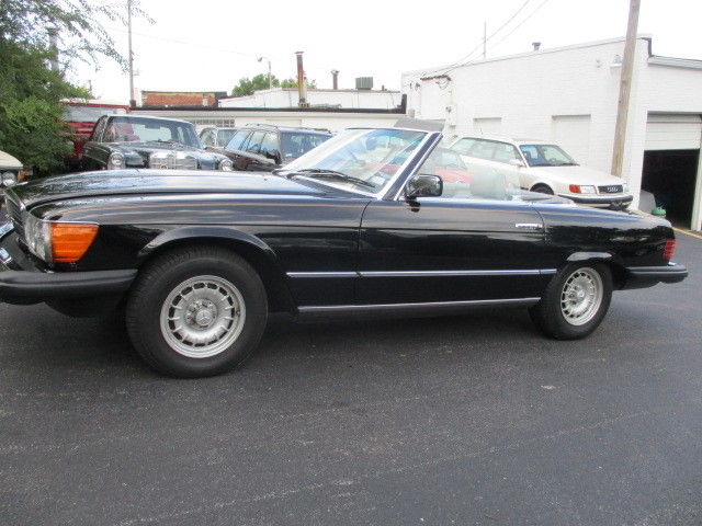 1984 Black Mercedes-Benz SL-Class Convertible