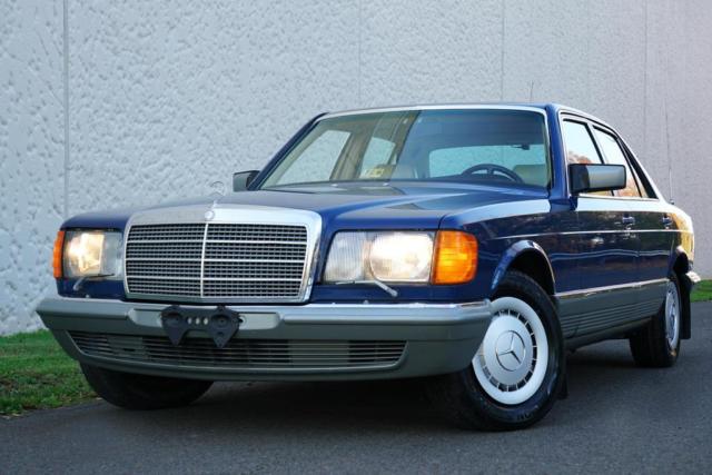 1984 Blue Mercedes-Benz 200-Series Sedan