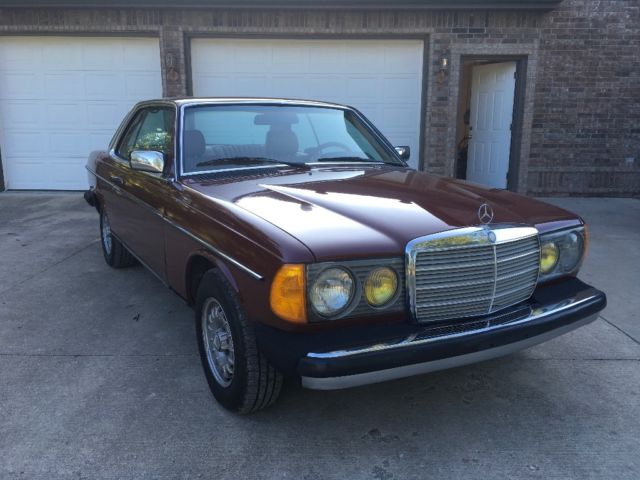 1984 Burgundy Mercedes-Benz 300-Series Coupe
