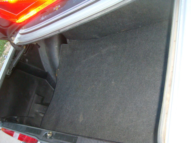 1984 Silver Mercedes-Benz 300-Series Sedan