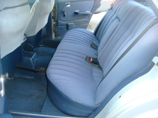 1984 Silver Mercedes-Benz 300-Series Sedan