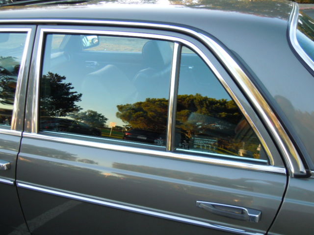 1984 Dark Taupe Mercedes-Benz 300-Series 4 Door Sedan