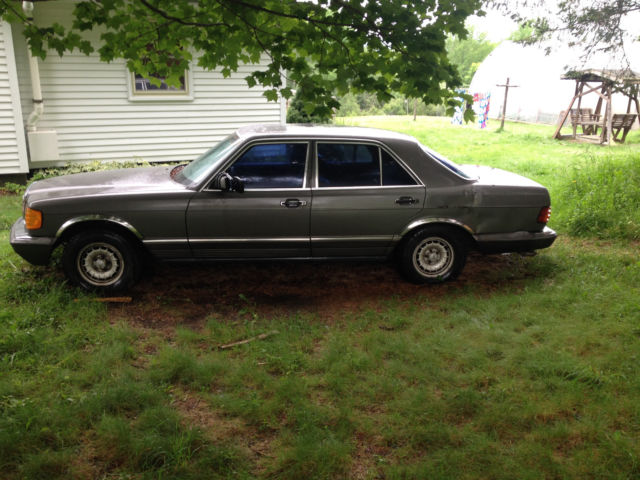 1984 Gray Mercedes-Benz S-Class Sedan