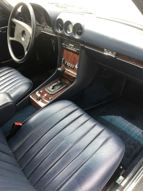 1984 White Mercedes-Benz SL-Class