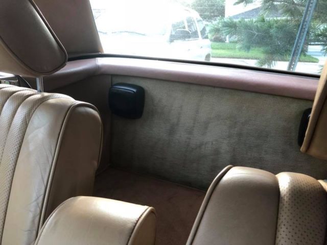 1984 Black Mercedes-Benz 300-Series