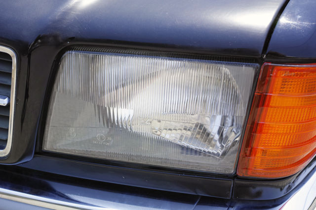 1984 Mercedes-Benz 500-Series