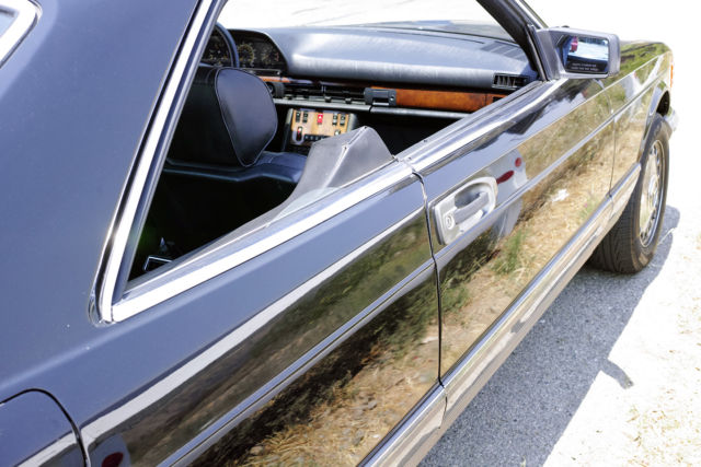 1984 Mercedes-Benz 500-Series