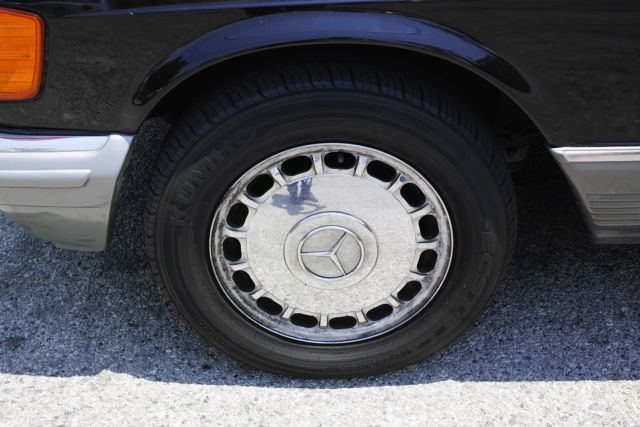 1984 Mercedes-Benz 500-Series