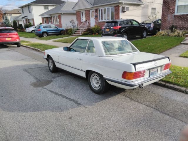 1984 Mercedes-Benz SL-Class