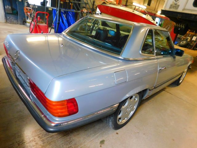 1984 Gray Mercedes-Benz SL-Class Sedan