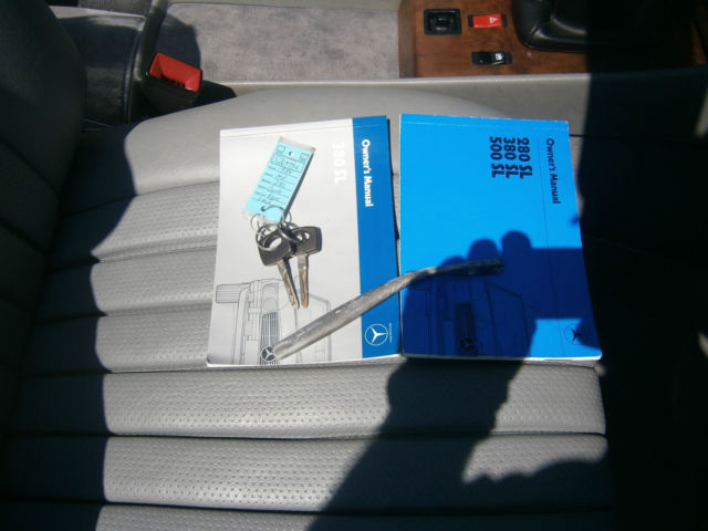 1984 Blue Mercedes-Benz 200-Series Convertible