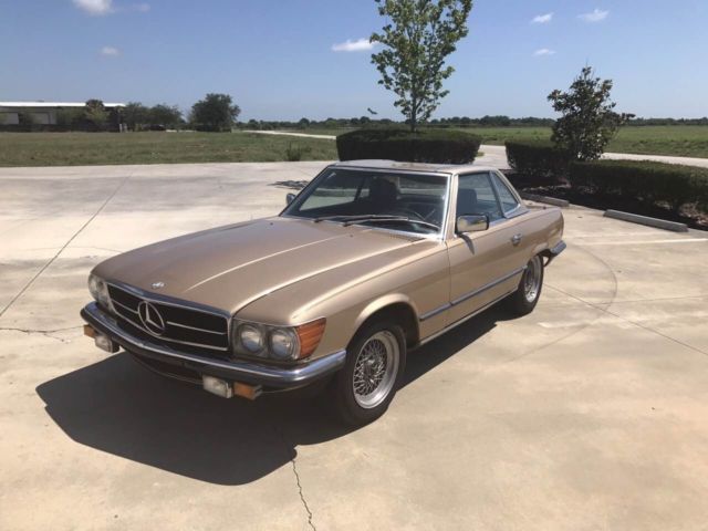 1984 Gold Mercedes-Benz SL-Class Convertible