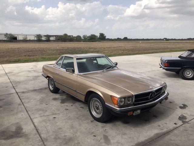1984 Gold Mercedes-Benz SL-Class Convertible