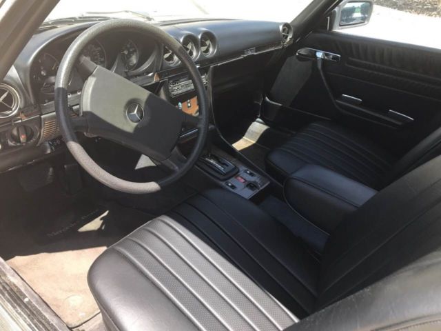 1984 Gold Mercedes-Benz SL-Class Convertible