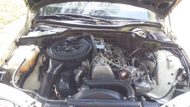 1984 Tan Mercedes-Benz 300-Series Sedan