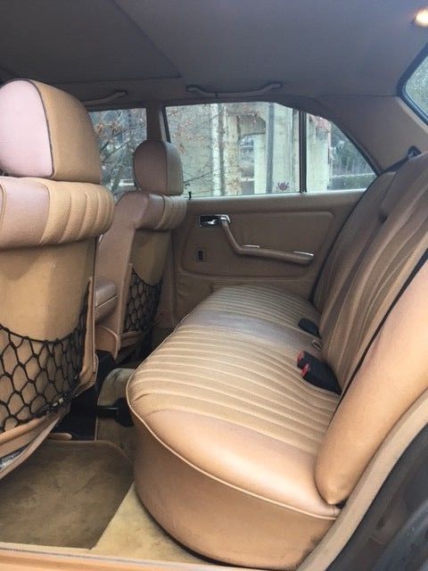 1984 Gray Mercedes-Benz 300-Series Sedan