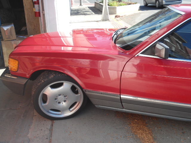 1984 Red Mercedes-Benz 500-Series Coupe