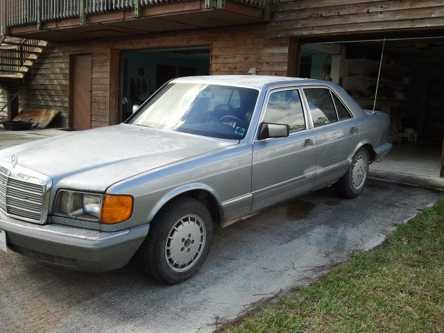 1984 Silver Mercedes-Benz S-Class Sedan