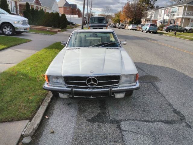 1984 Mercedes-Benz 500-Series